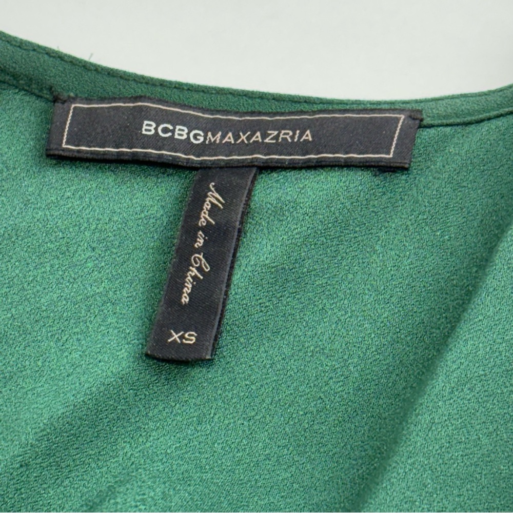 BCBG MAXAZRIA JORDANE Chic Green Cold-Shoulder Jumpsuit with Wide-Leg XS - Picture 6 of 13